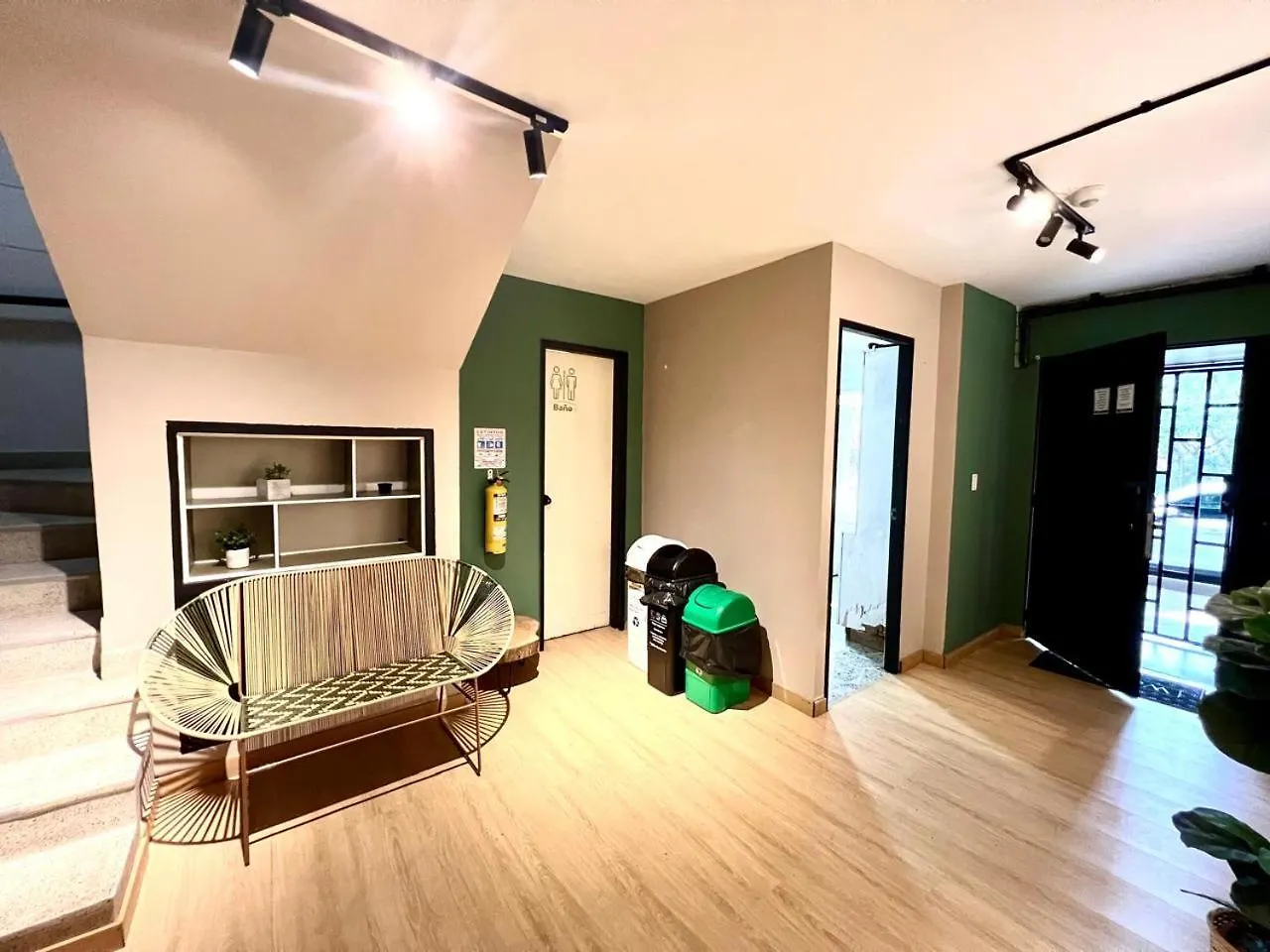 Apartment Alojamiento Disponible Para La Comic Con Colombia Nid104 By Roots Rentals Medellin